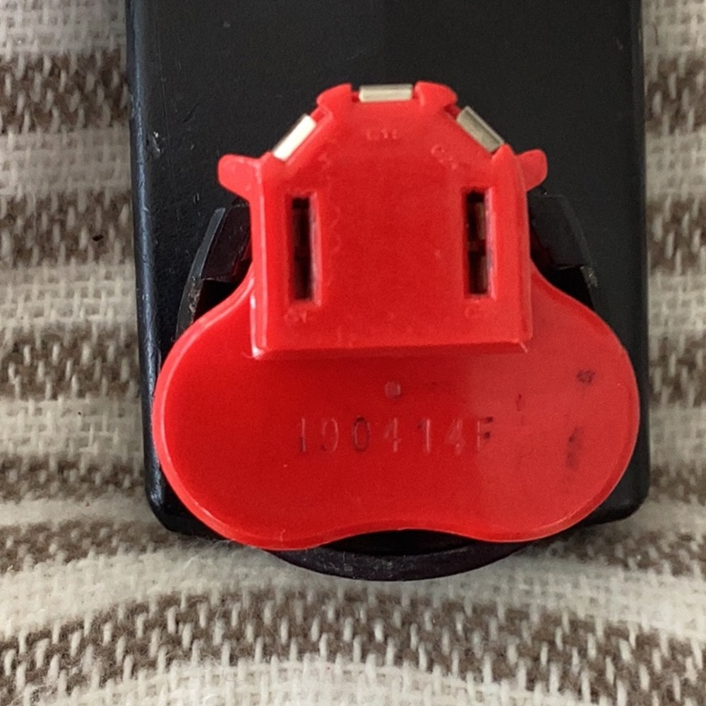 M12 REDLITHIUM XC6.0 Battery Pack Milwaukee brand - Picture 4 of 5